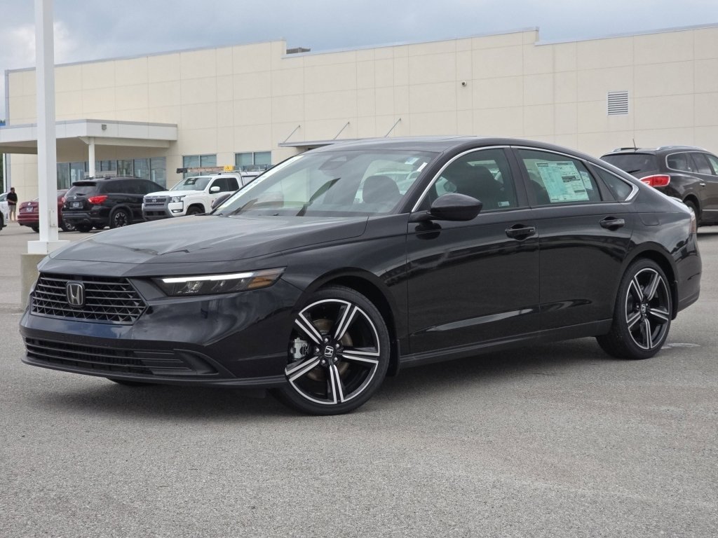 2025 Honda Accord Hybrid Sport photo 2