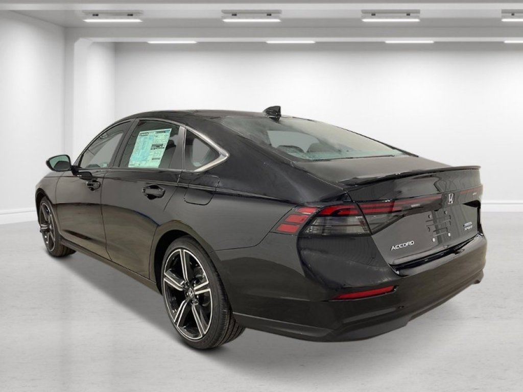 2025 Honda Accord Hybrid Sport photo 3