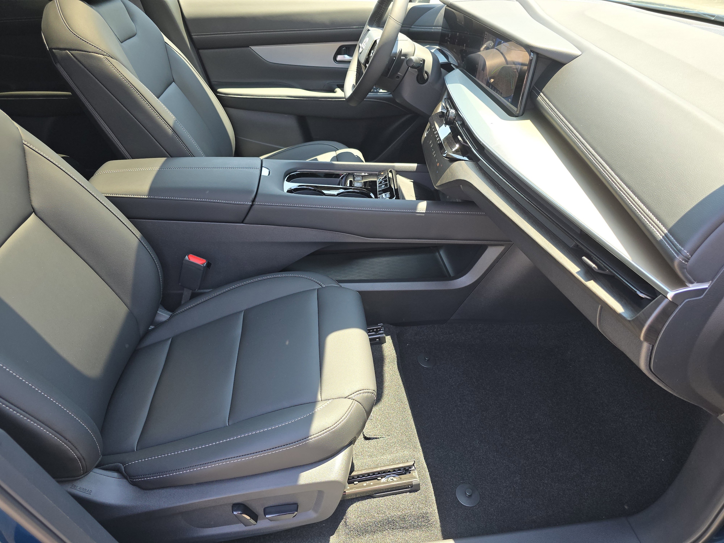 2025 Nissan Murano SL - Photo 28