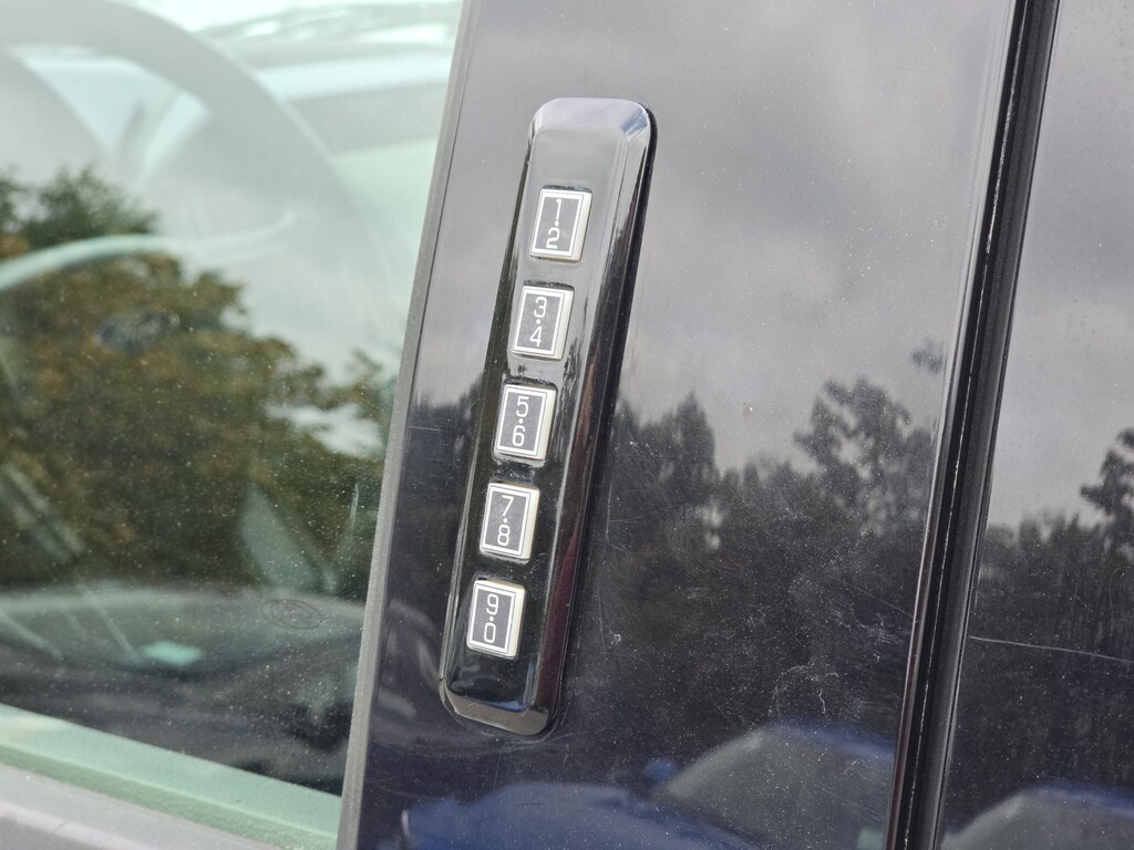 2018 Ford F-150 XLT photo 21