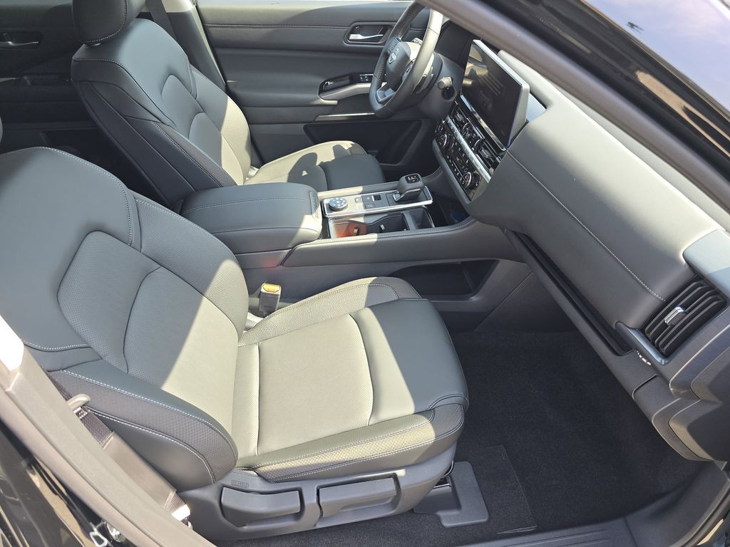 2026 Nissan Pathfinder SL - Photo 27