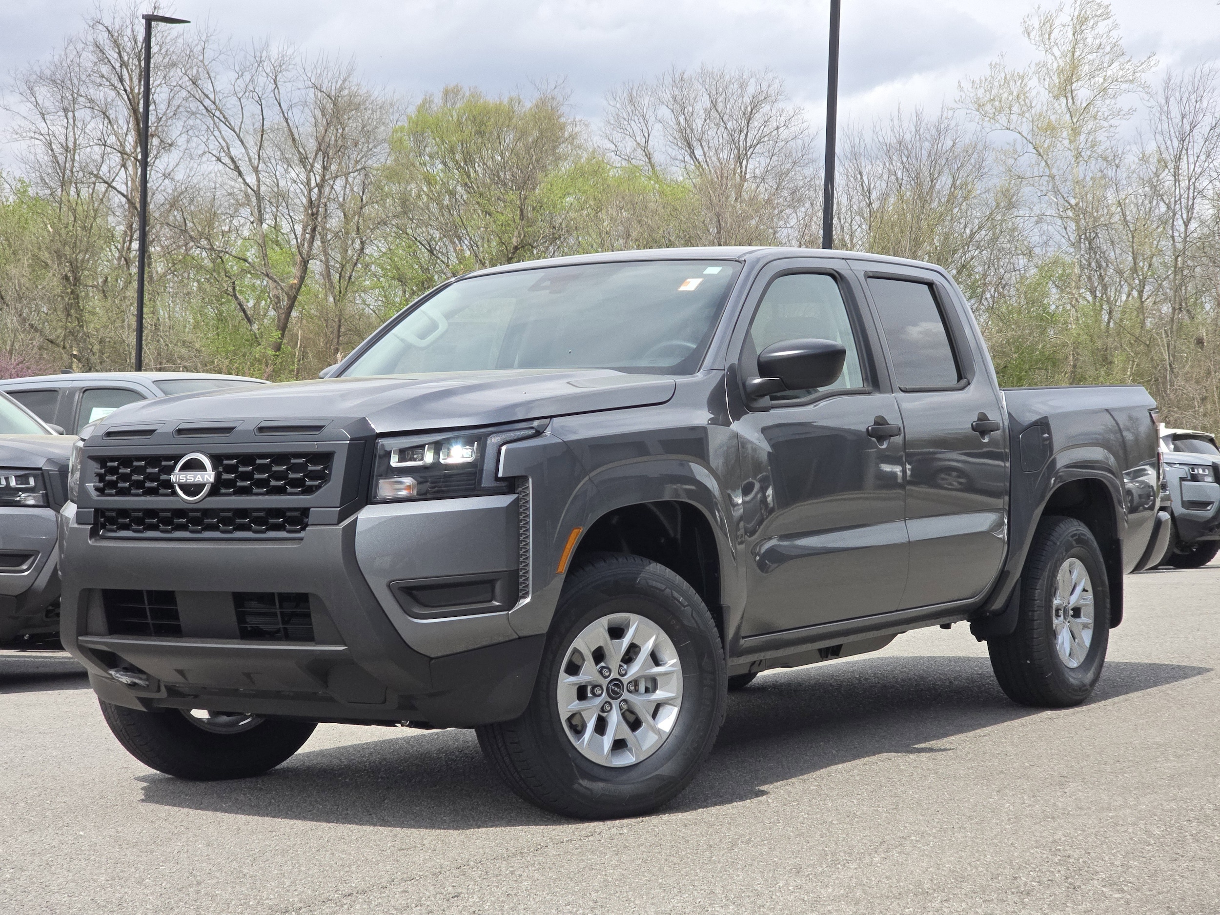 2026 Nissan Frontier S Crew Cab 4x4's photo