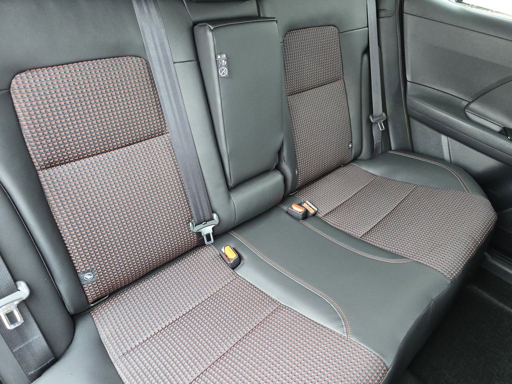2026 Nissan KICKS SR - Photo 22