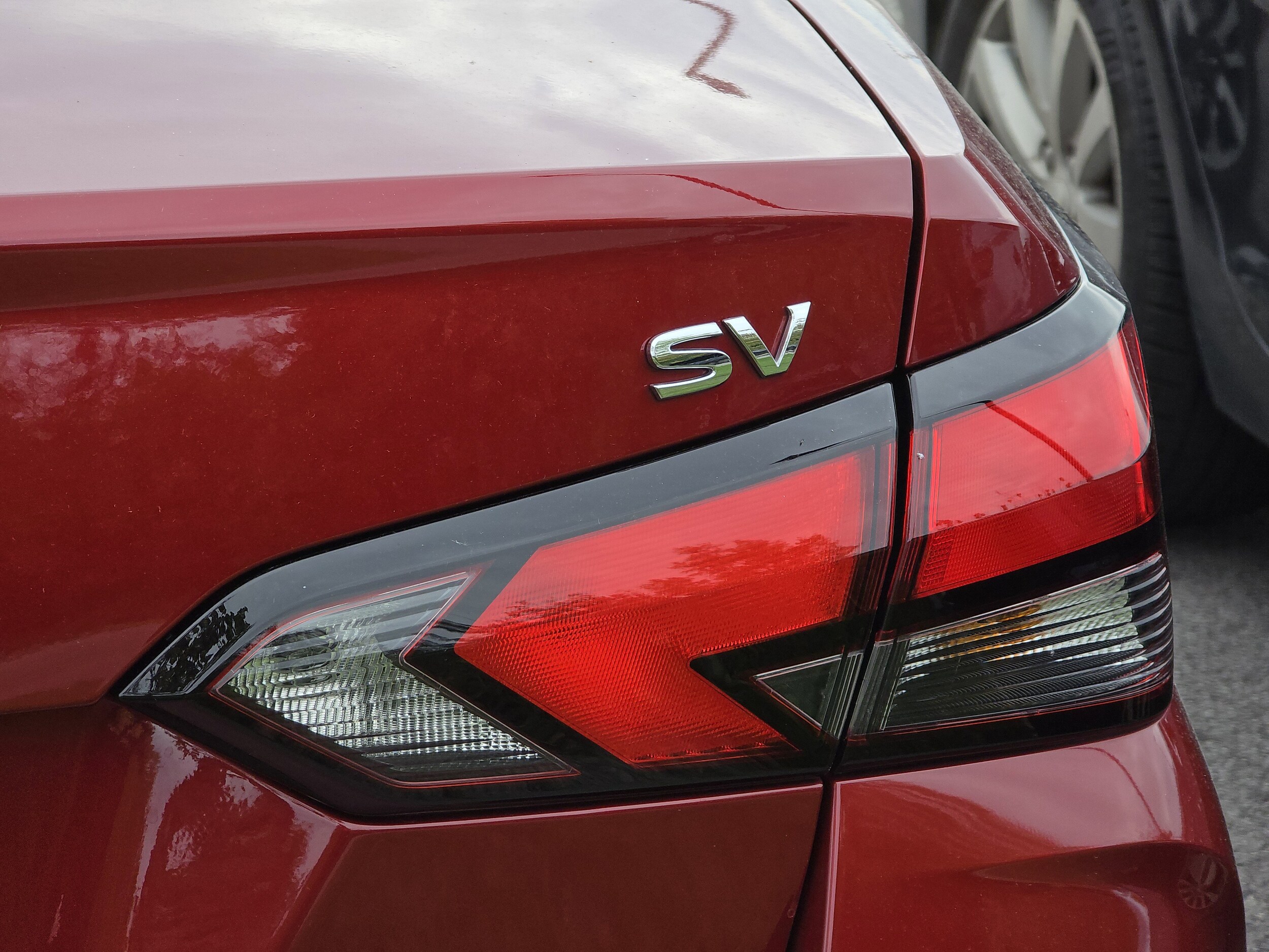 2024 Nissan Versa SV photo 4