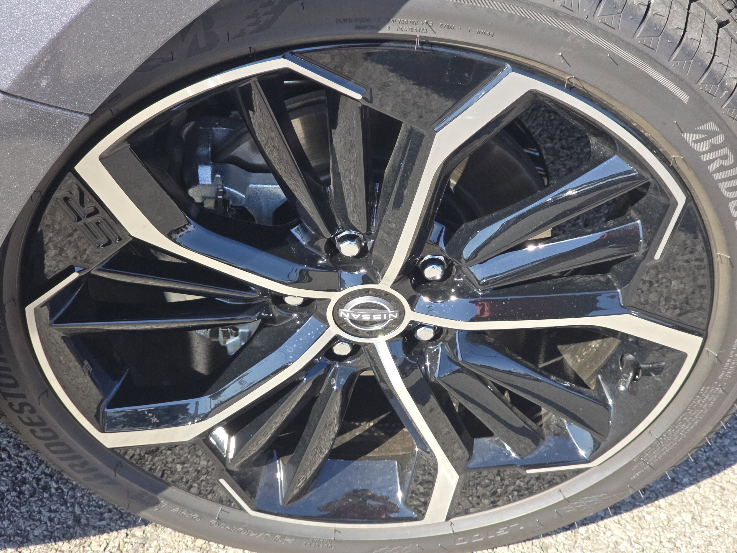 2025 Nissan Altima SR photo 3