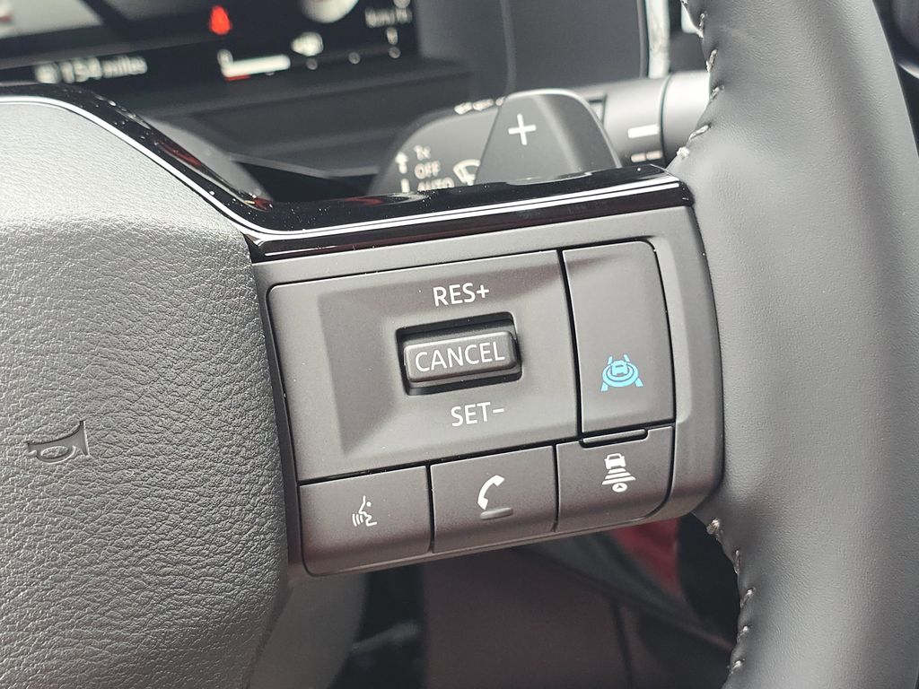 2026 Nissan Pathfinder Platinum - Photo 9