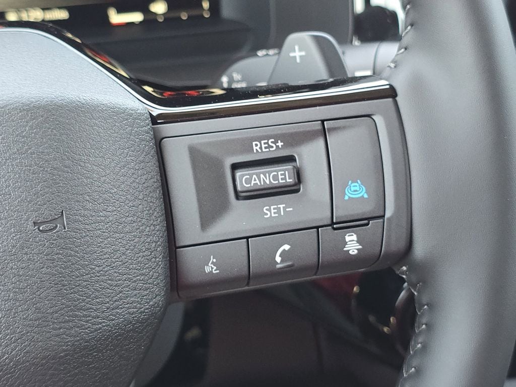 2026 Nissan Pathfinder SL - Photo 6