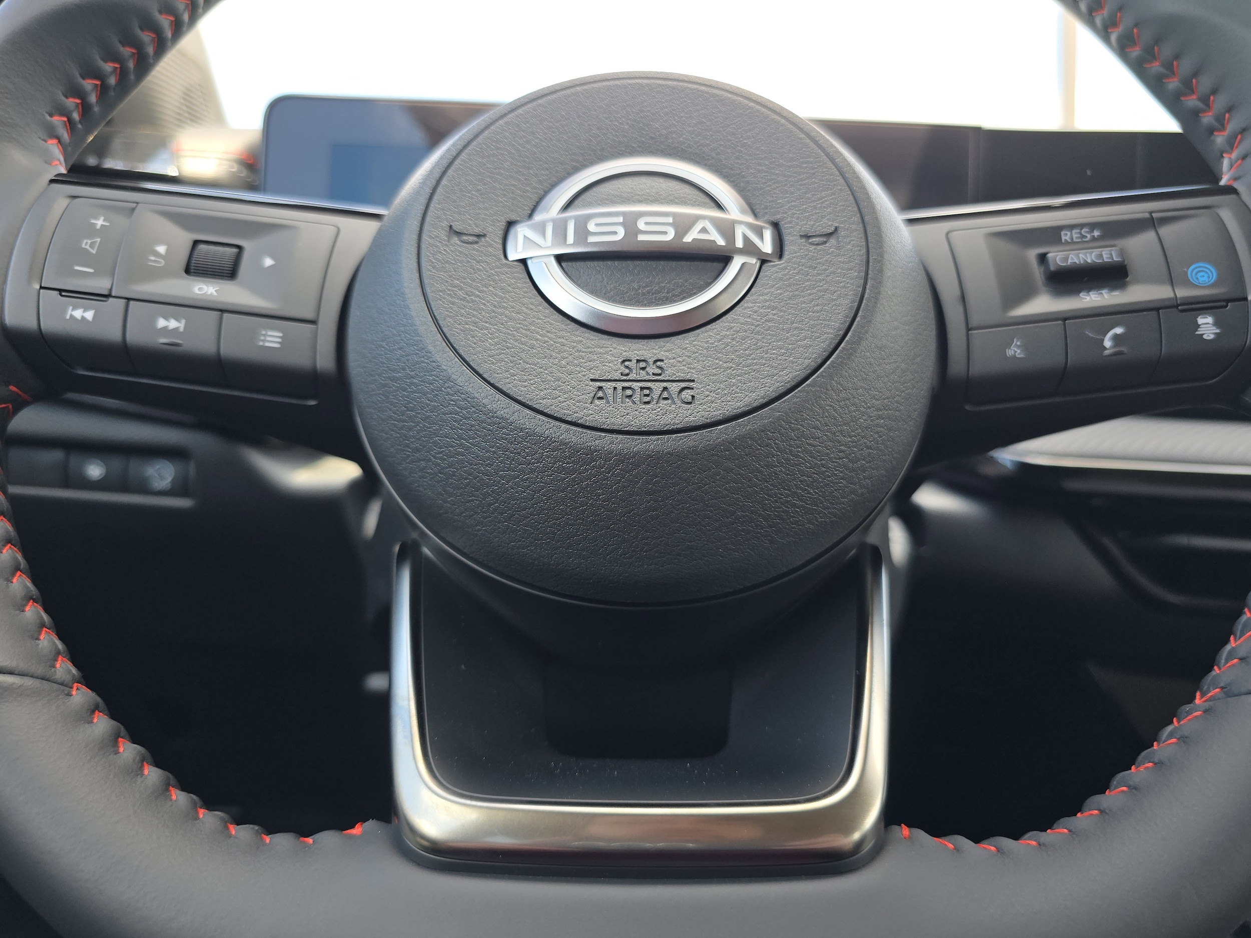 2025 Nissan Kicks SR - Photo 28