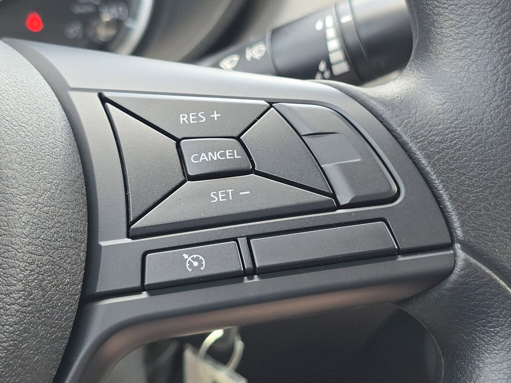 2025 Nissan Versa S photo 4