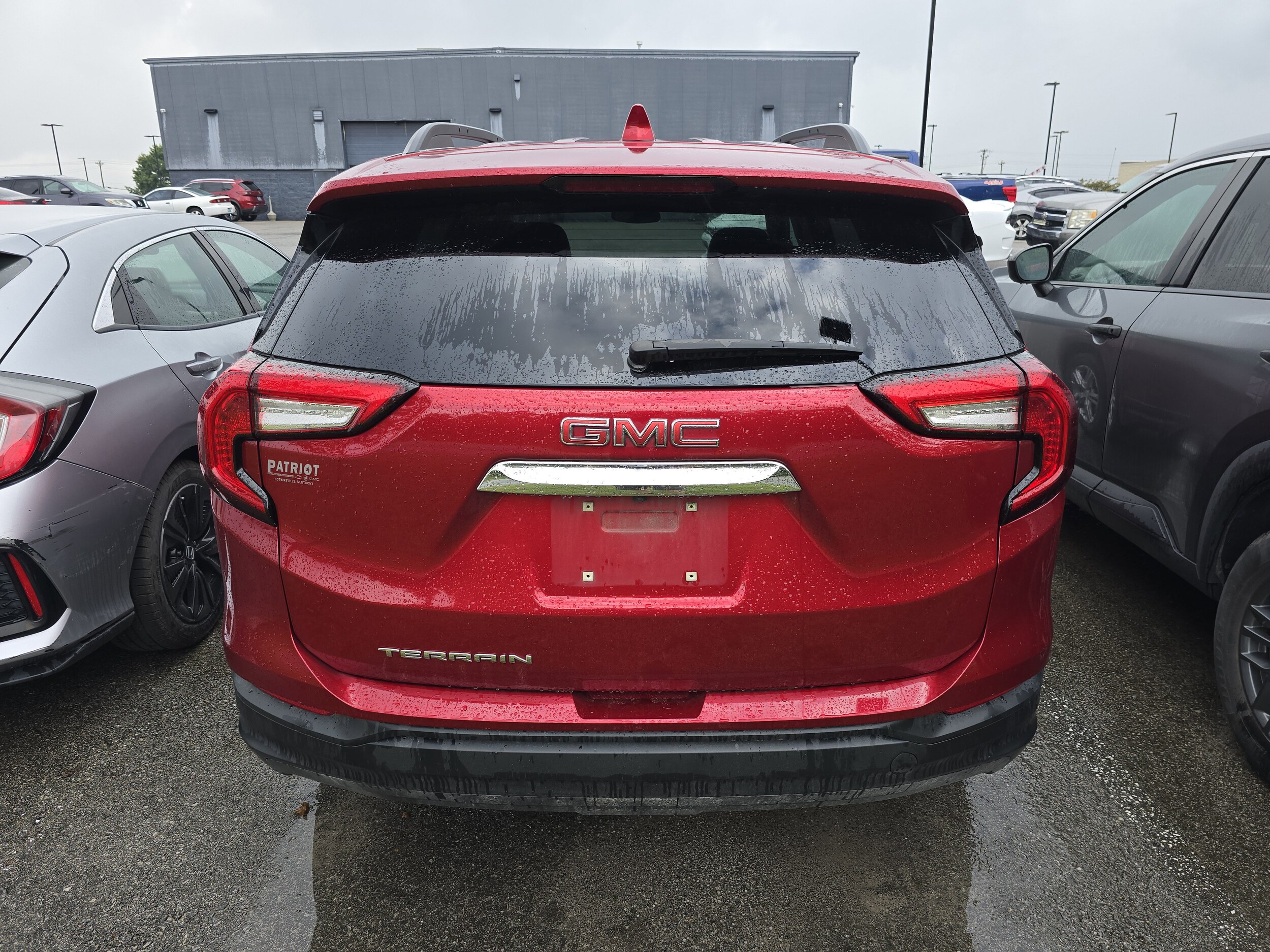 2023 Gmc Terrain SLE photo 2