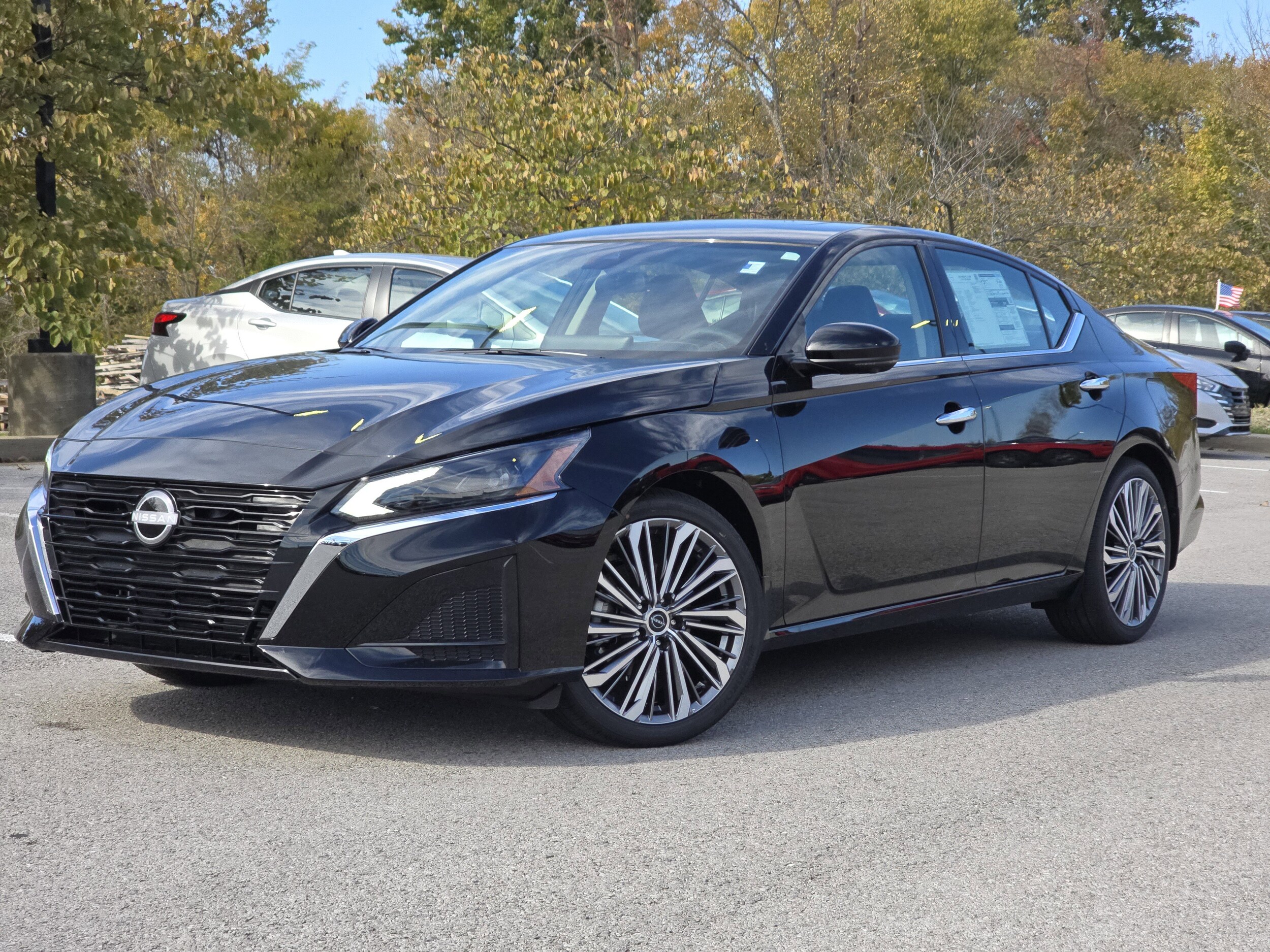 2025 Nissan Altima SL photo 2