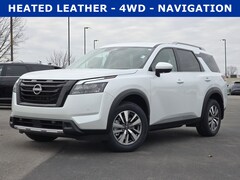 2025 Nissan Pathfinder SL Sport Utility