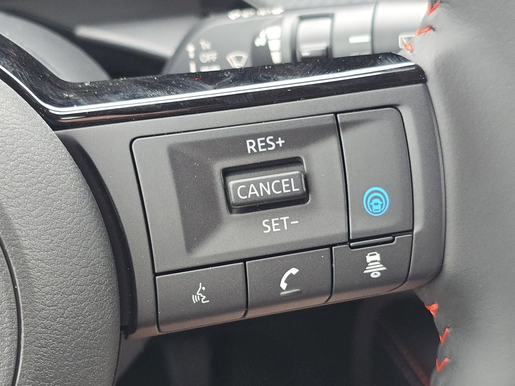2026 Nissan KICKS SR - Photo 10