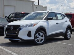 2025 Nissan Kicks Play S SUV