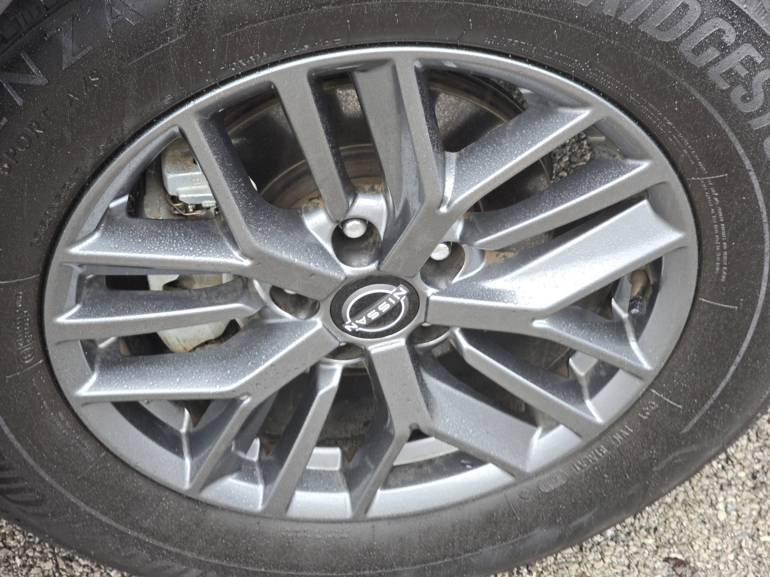 2023 Nissan Rogue S photo 3