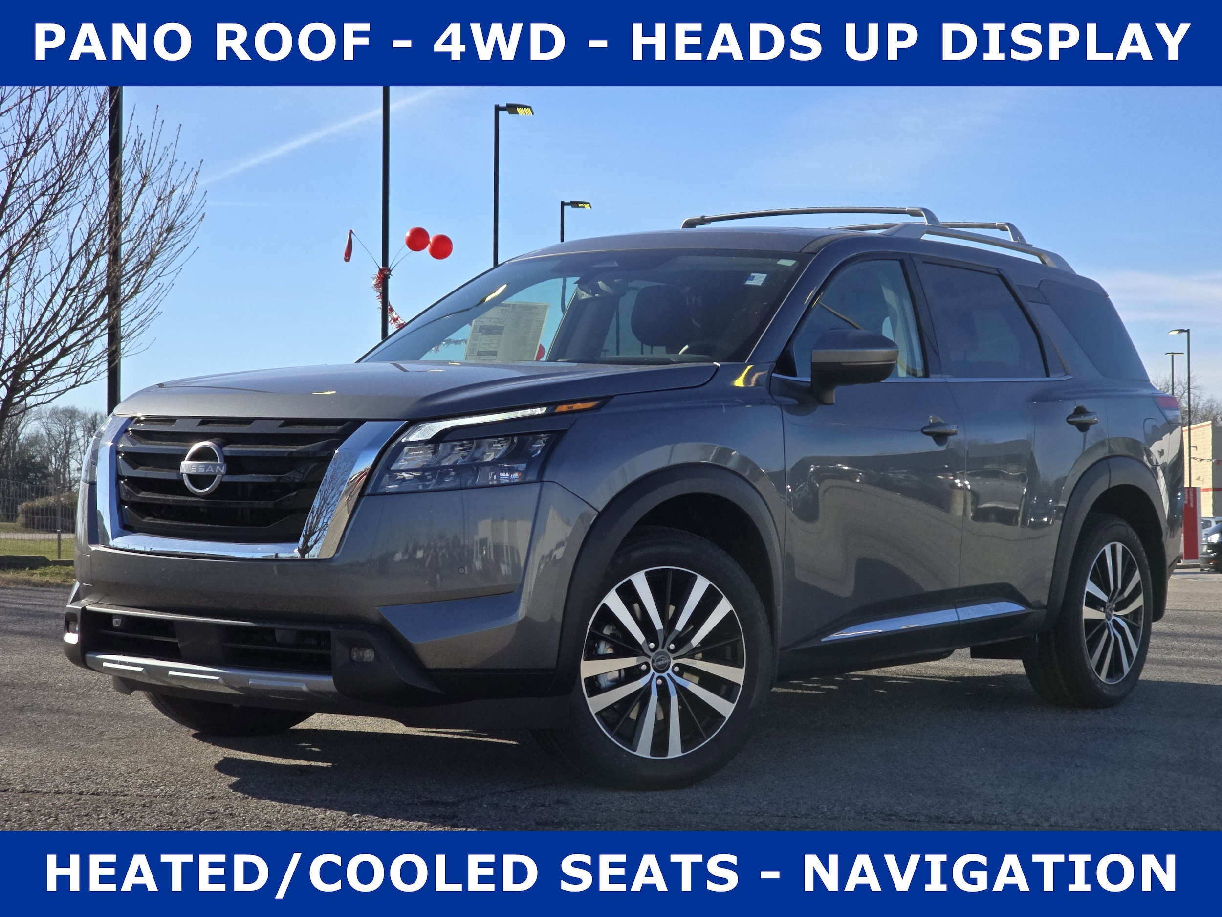 2025 Nissan Pathfinder Platinum's photo