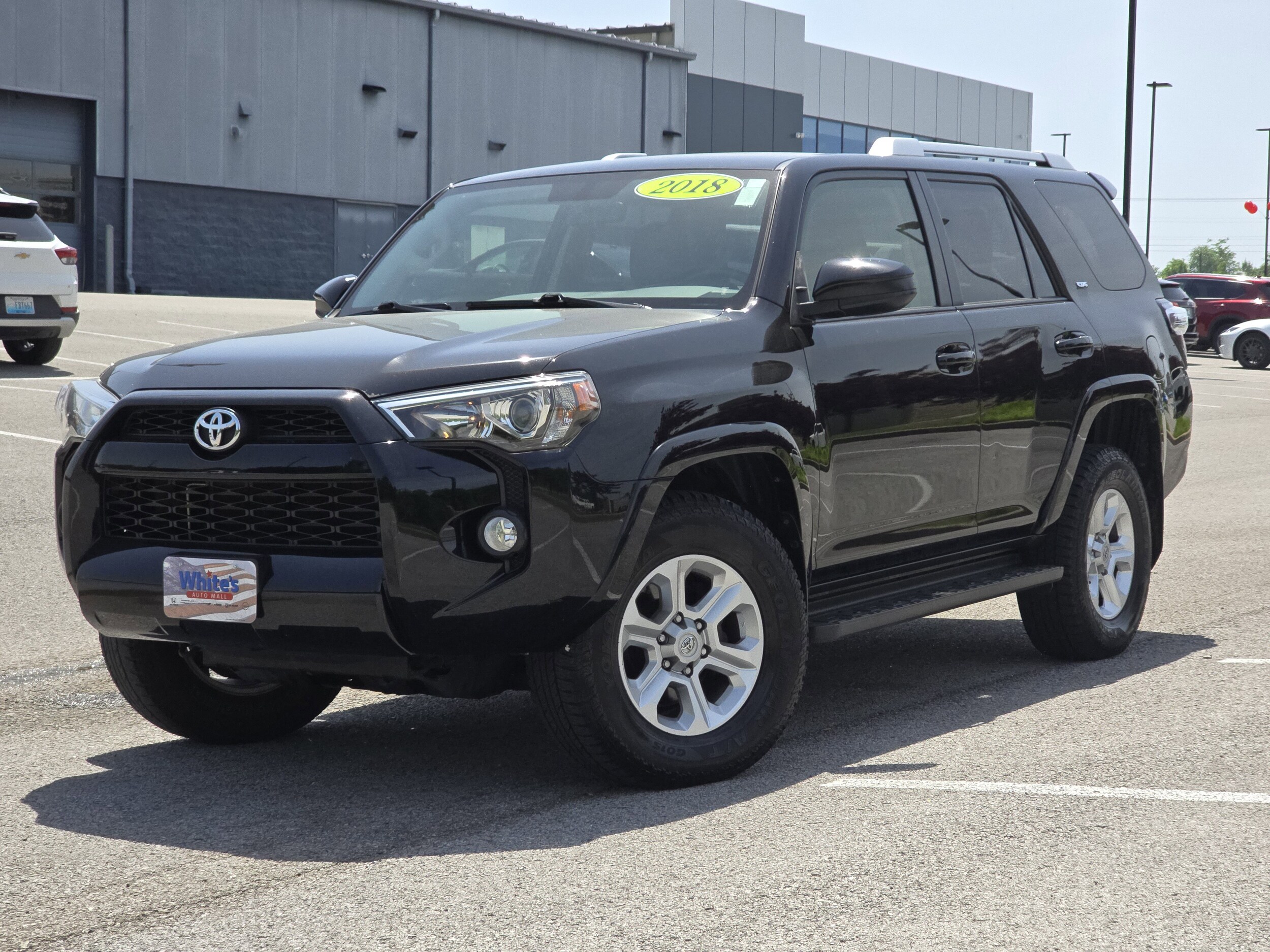 Used 2018 Toyota 4Runner SR5 with VIN JTEBU5JR8J5538789 for sale in Hopkinsville, KY