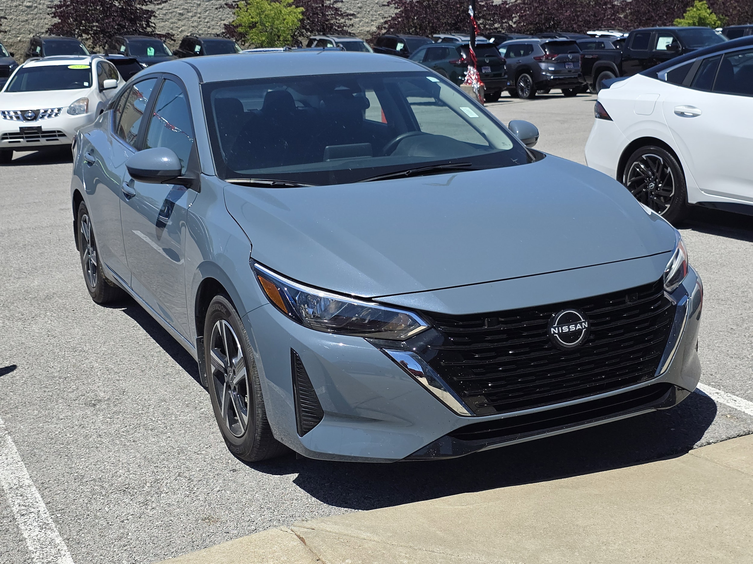 2025 Nissan Sentra SV CVT's photo