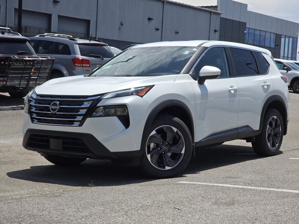 2025 Nissan Rogue SV photo 2