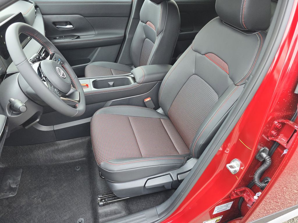 2026 Nissan KICKS SR - Photo 25