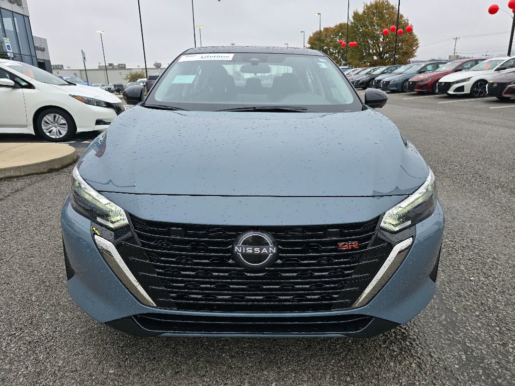 2025 Nissan Sentra SR photo 3