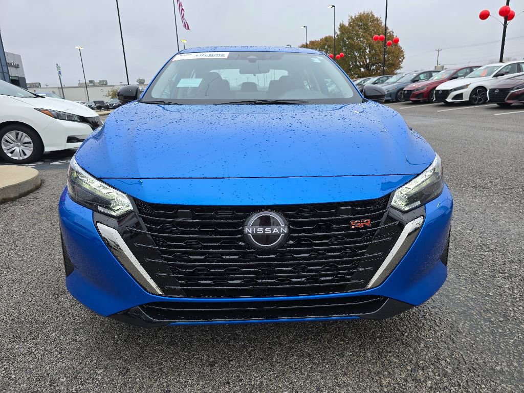 2025 Nissan Sentra SR photo 3
