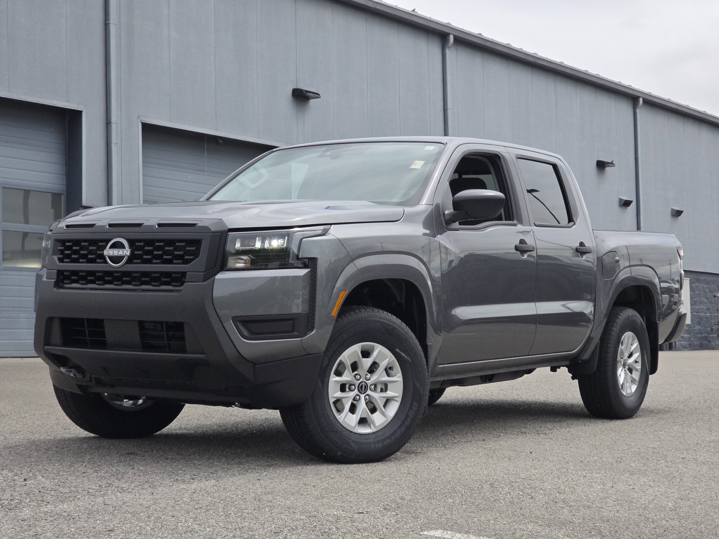 2026 Nissan Frontier S Crew Cab 4x4's photo