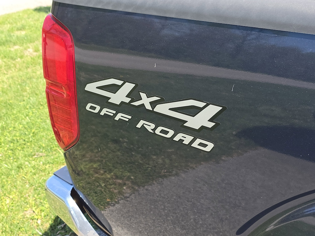 Used 2016 Nissan Frontier SV Crew Cab