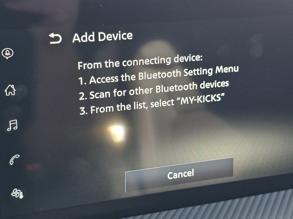 New 2025 Nissan Kicks SR Utility