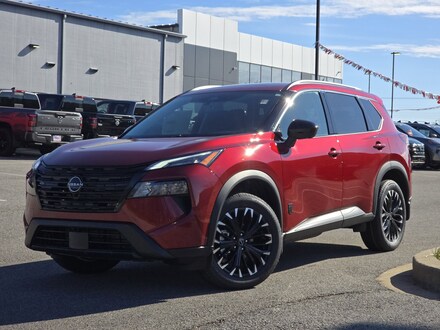 2026 Nissan Rogue Dark Armor 2026.5