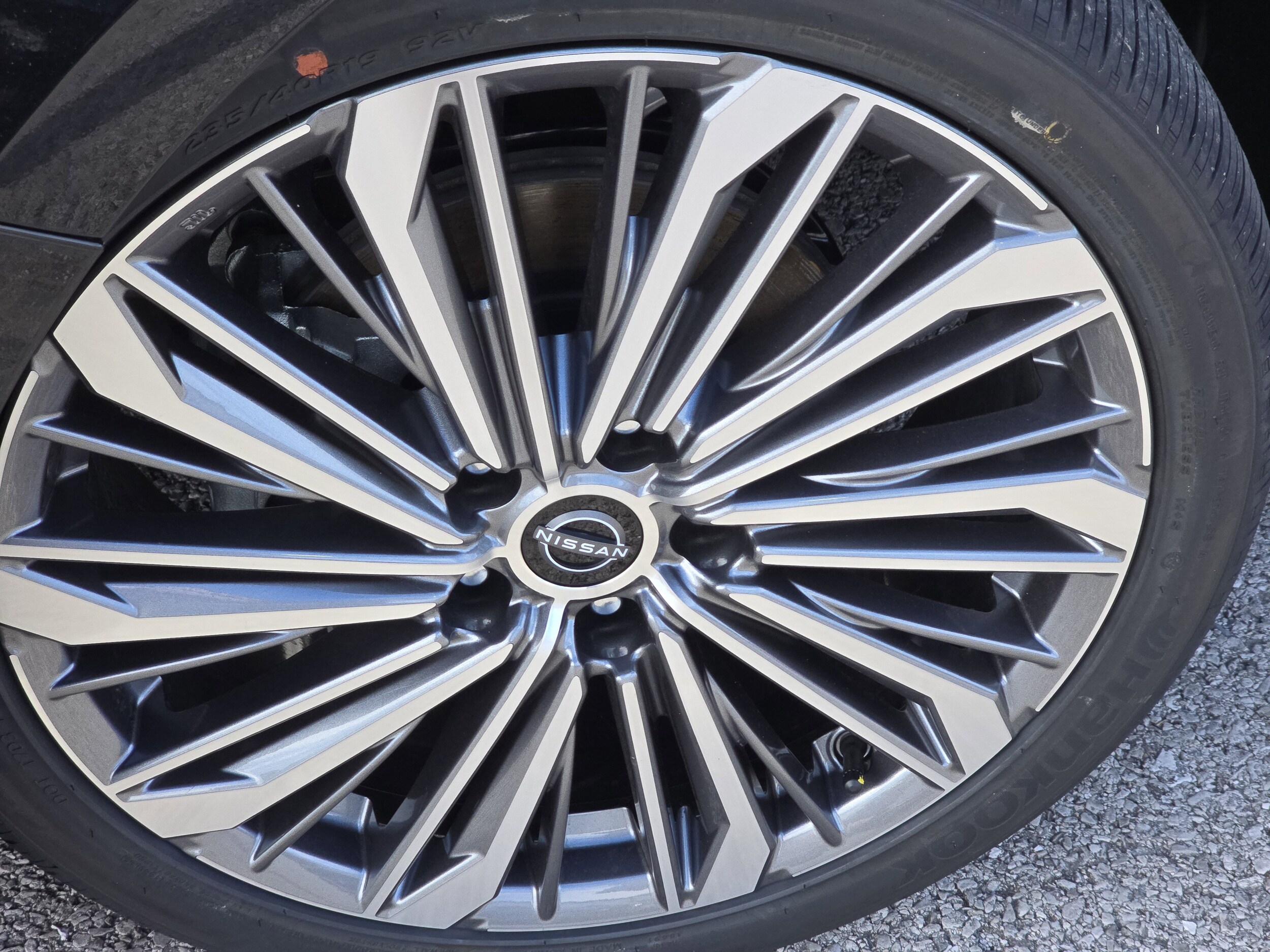 2025 Nissan Altima SL photo 3