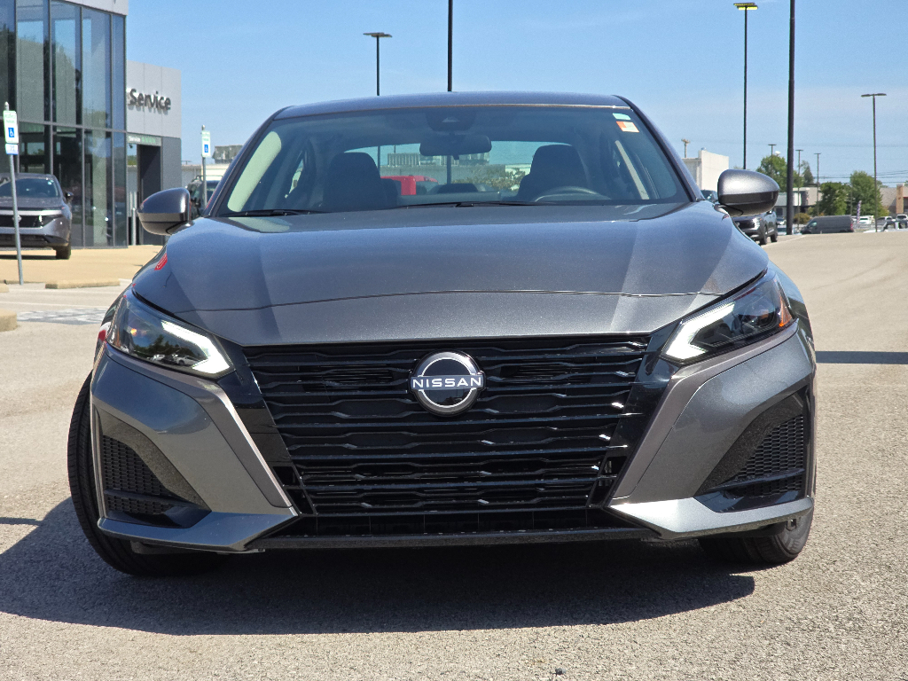 New 2026 Nissan Altima SV Sedan