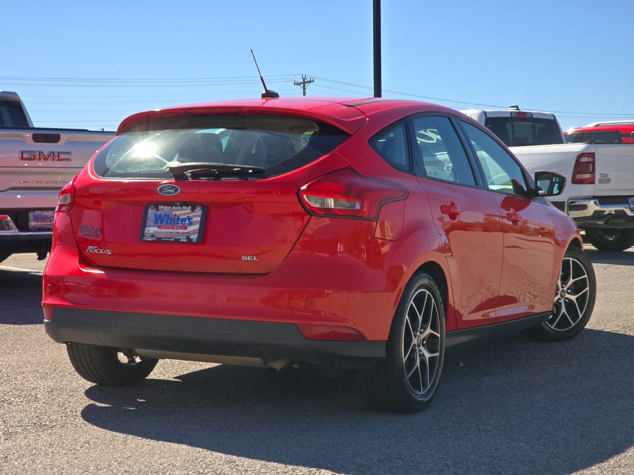 Used 2017 Ford Focus SEL with VIN 1FADP3M26HL337220 for sale in Hopkinsville, KY