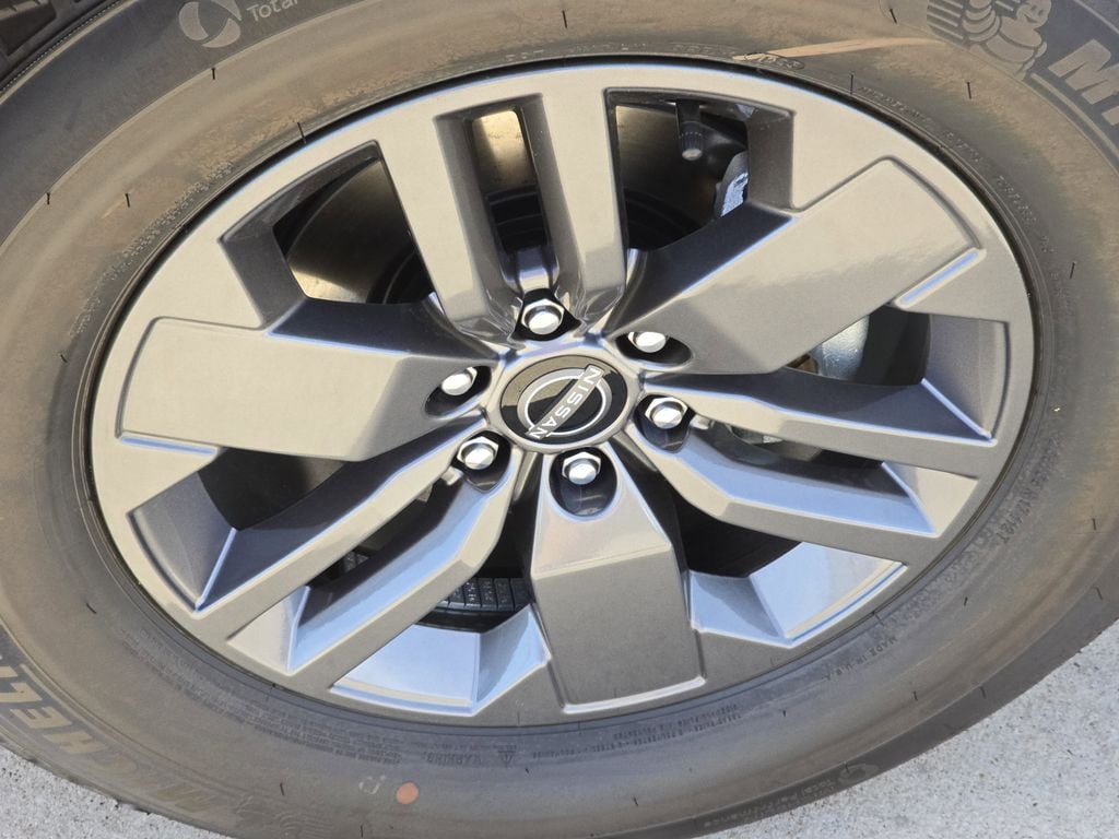 2026 Nissan Frontier SV - Photo 3