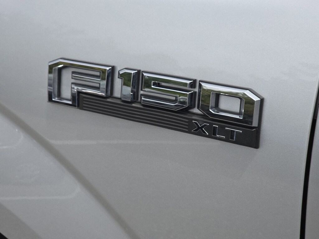 2018 Ford F-150 XLT photo 16