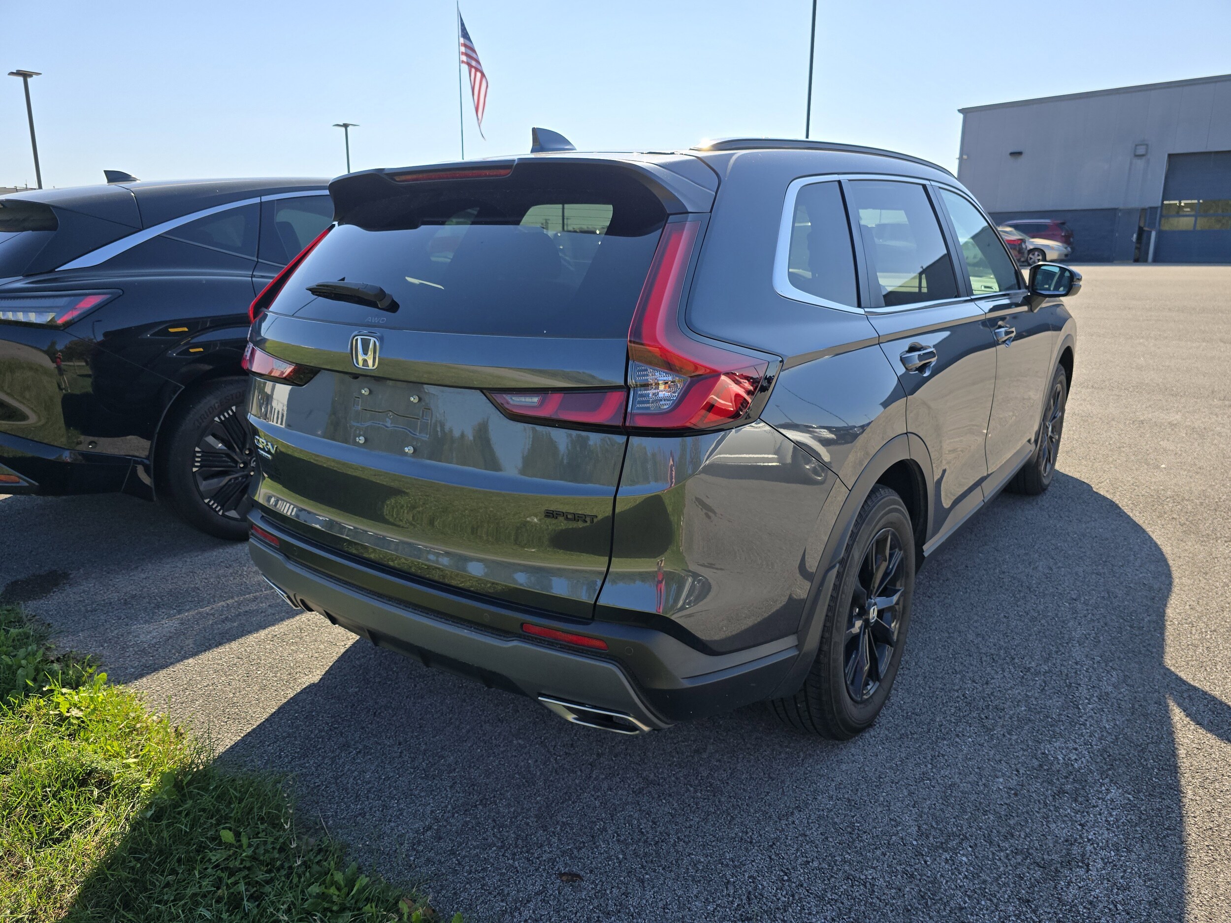 2024 Honda CR-V Hybrid Sport-L photo 2