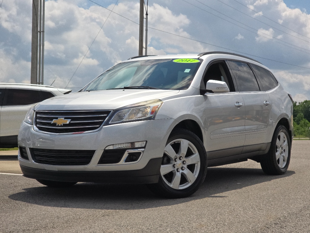 Used 2017 Chevrolet Traverse 1LT with VIN 1GNKRGKD7HJ346776 for sale in Hopkinsville, KY