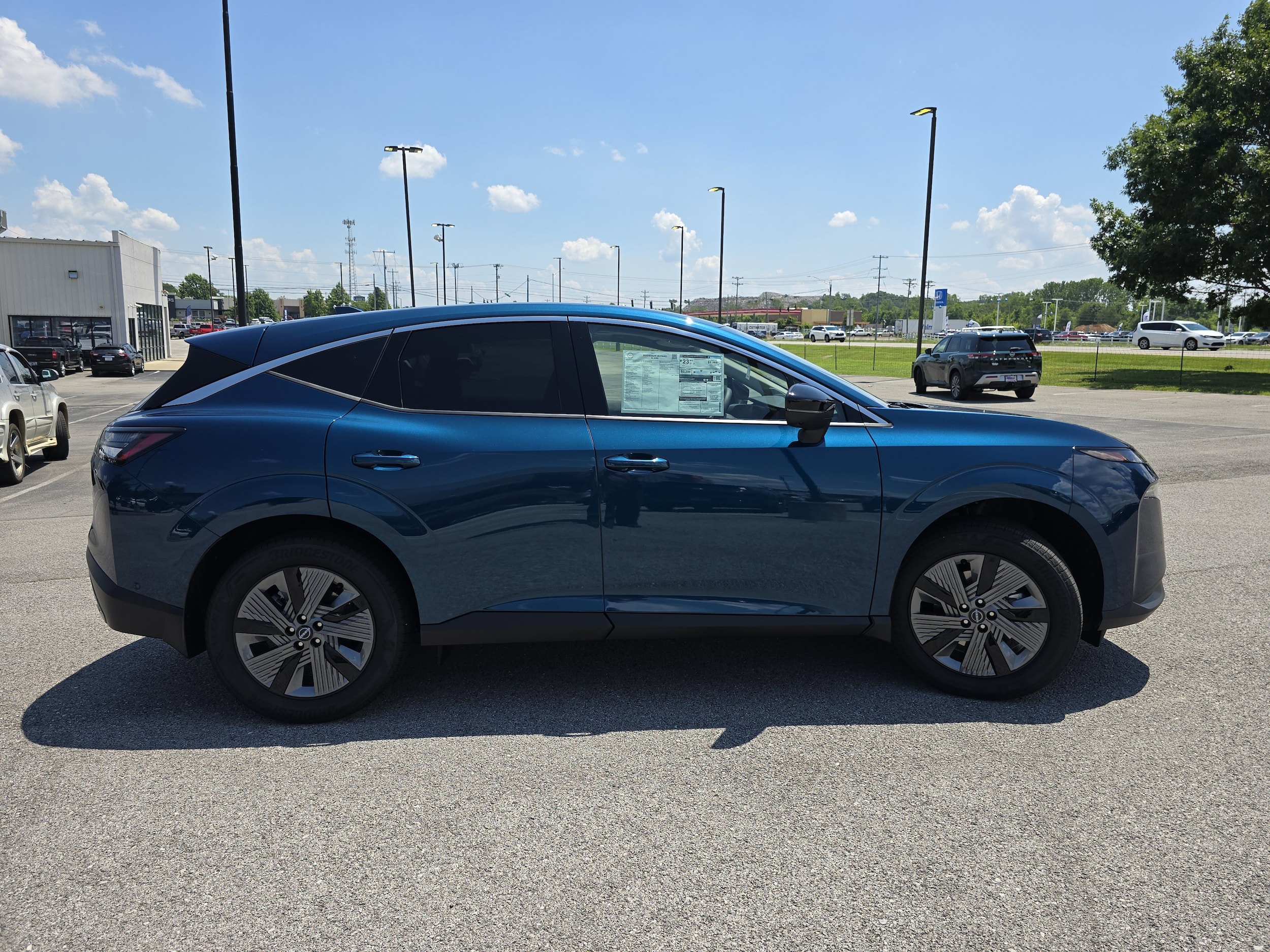2025 Nissan Murano SL - Photo 16