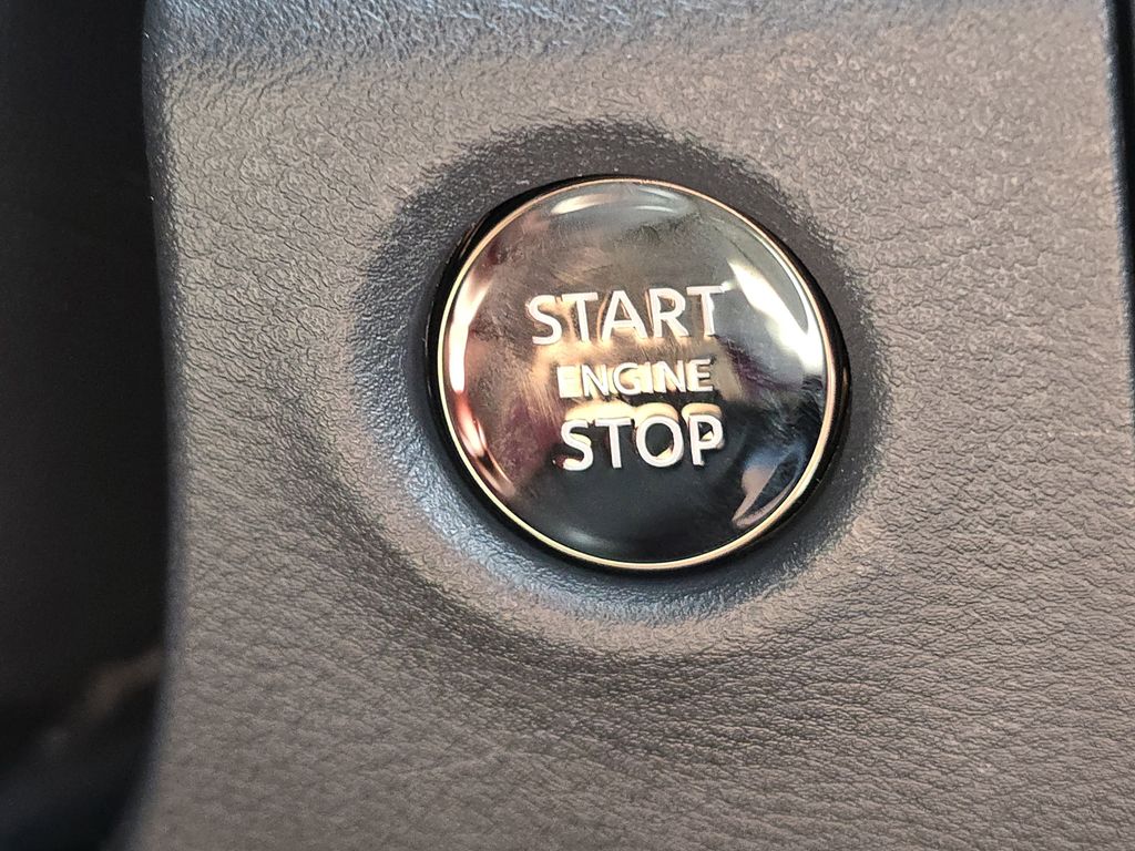 2026 Nissan Frontier SV - Photo 31