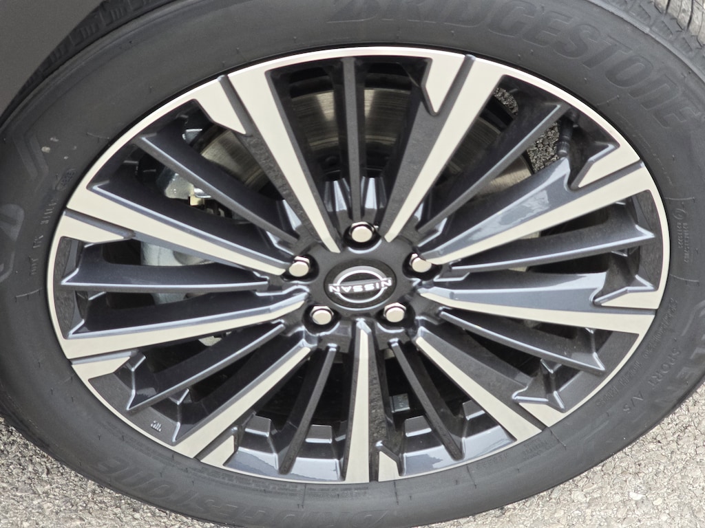 New 2026 Nissan Pathfinder Platinum Sport Utility