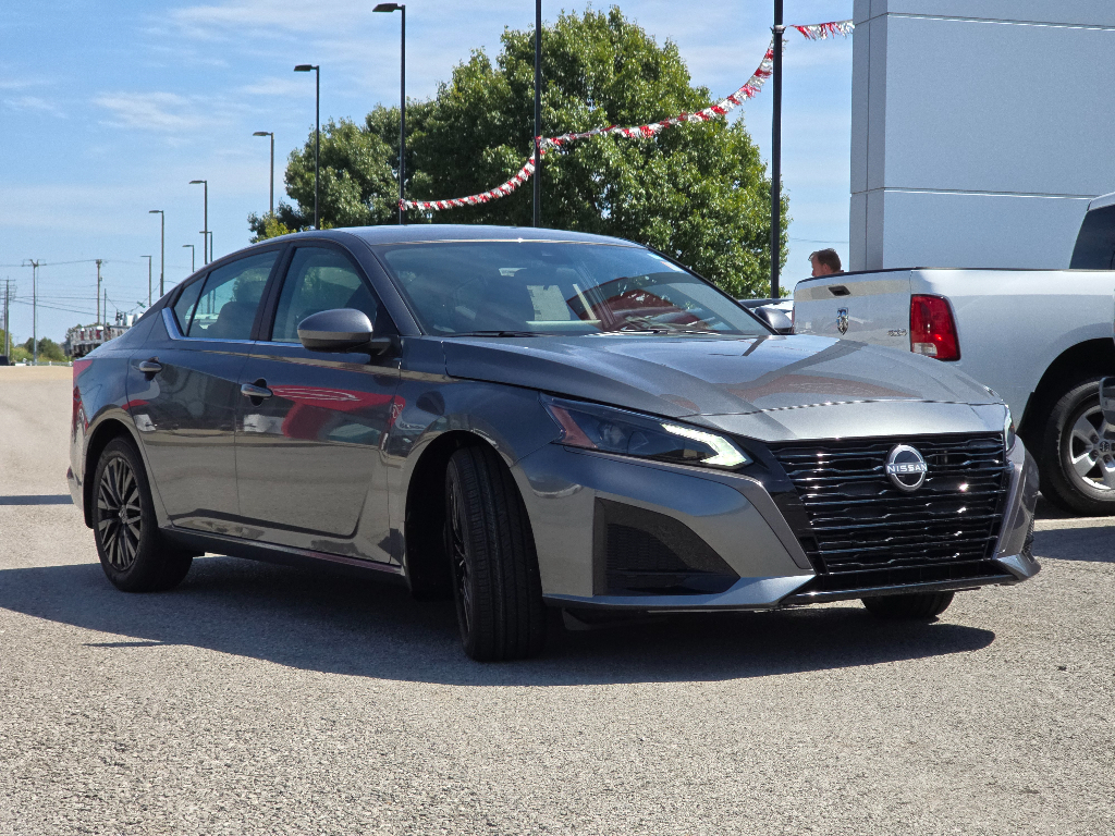 New 2026 Nissan Altima SV Sedan