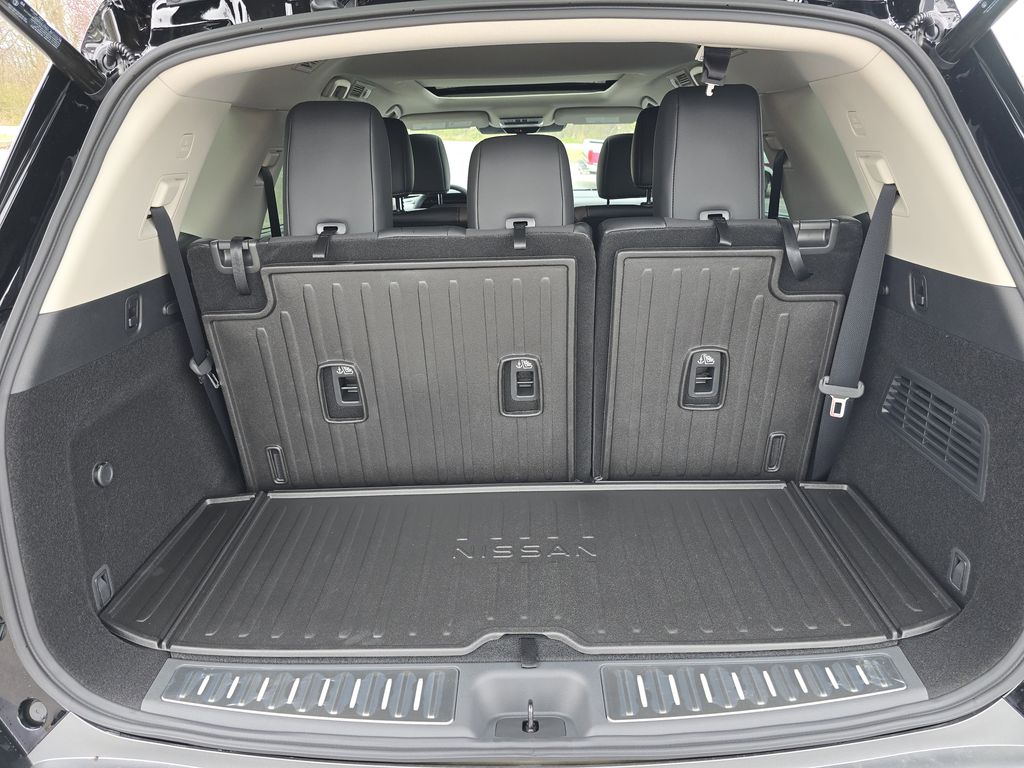 2026 Nissan Pathfinder Platinum - Photo 22