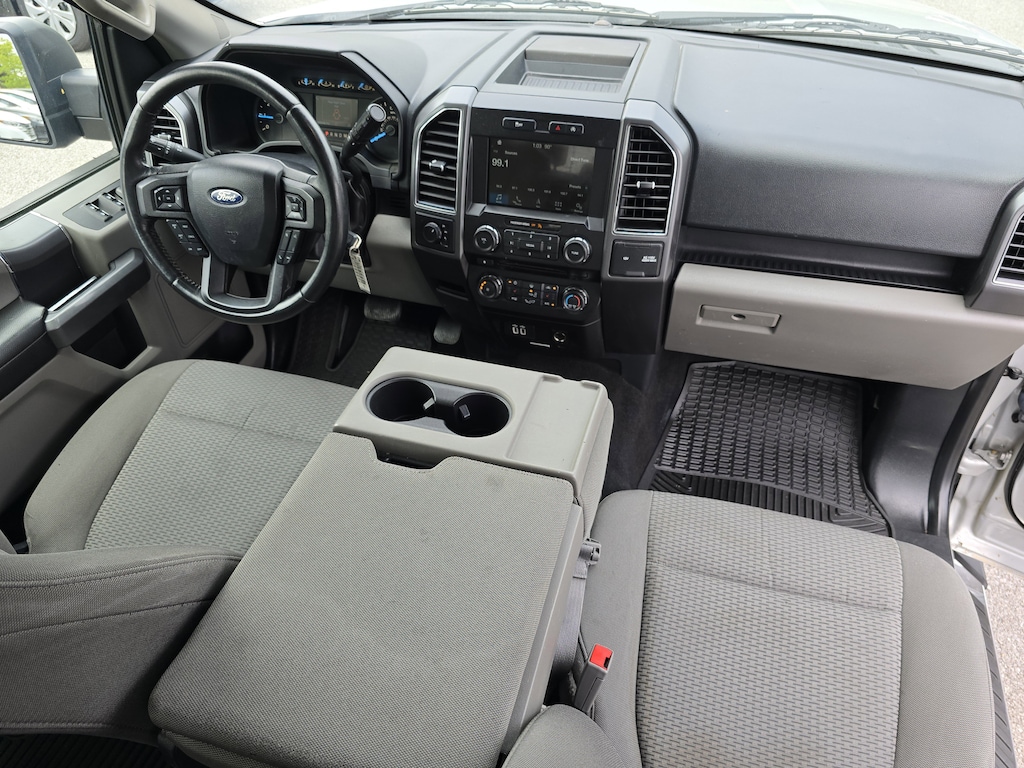 2018 Ford F-150 XLT photo 18
