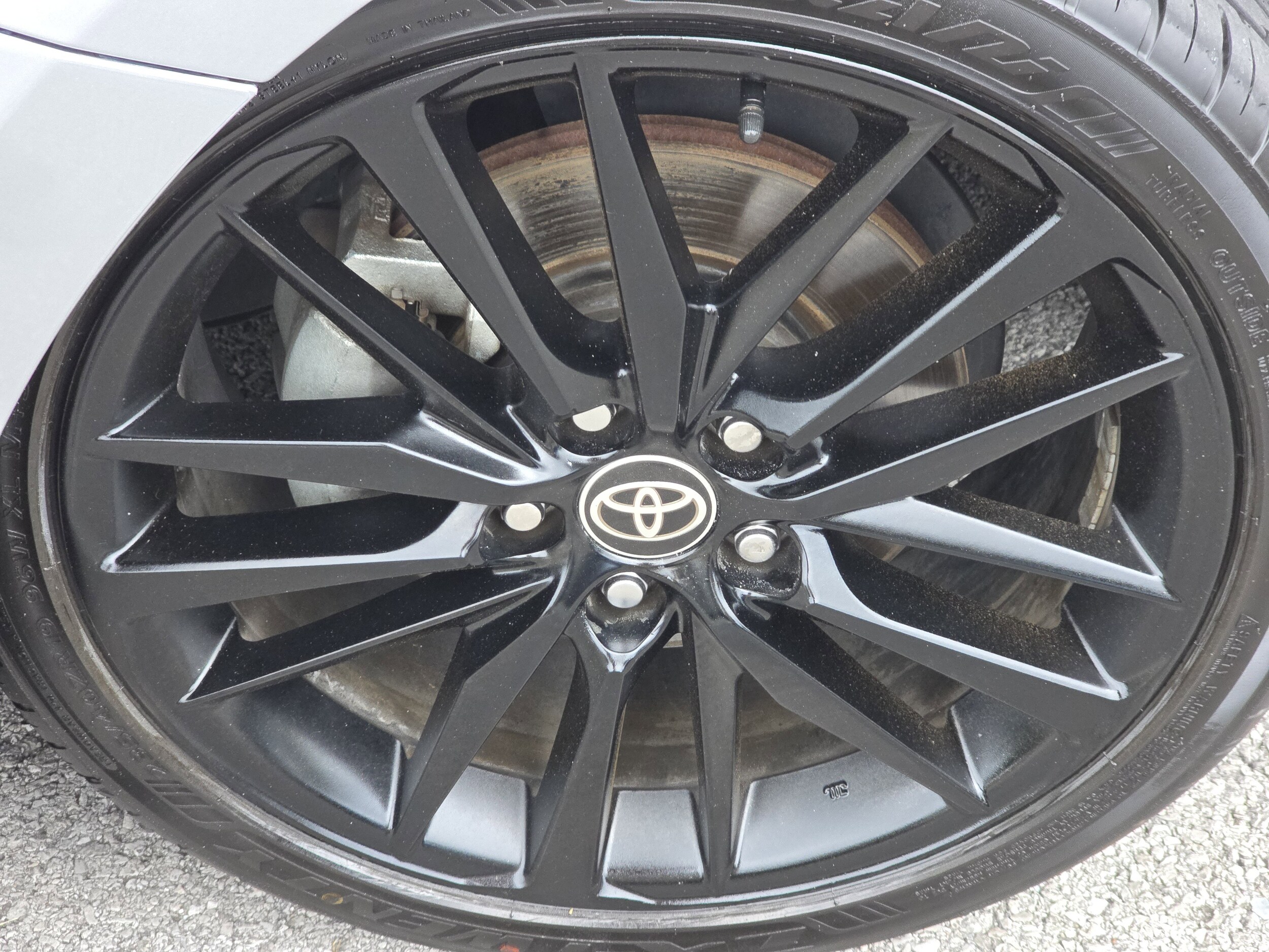 2022 Toyota Camry XSE photo 3