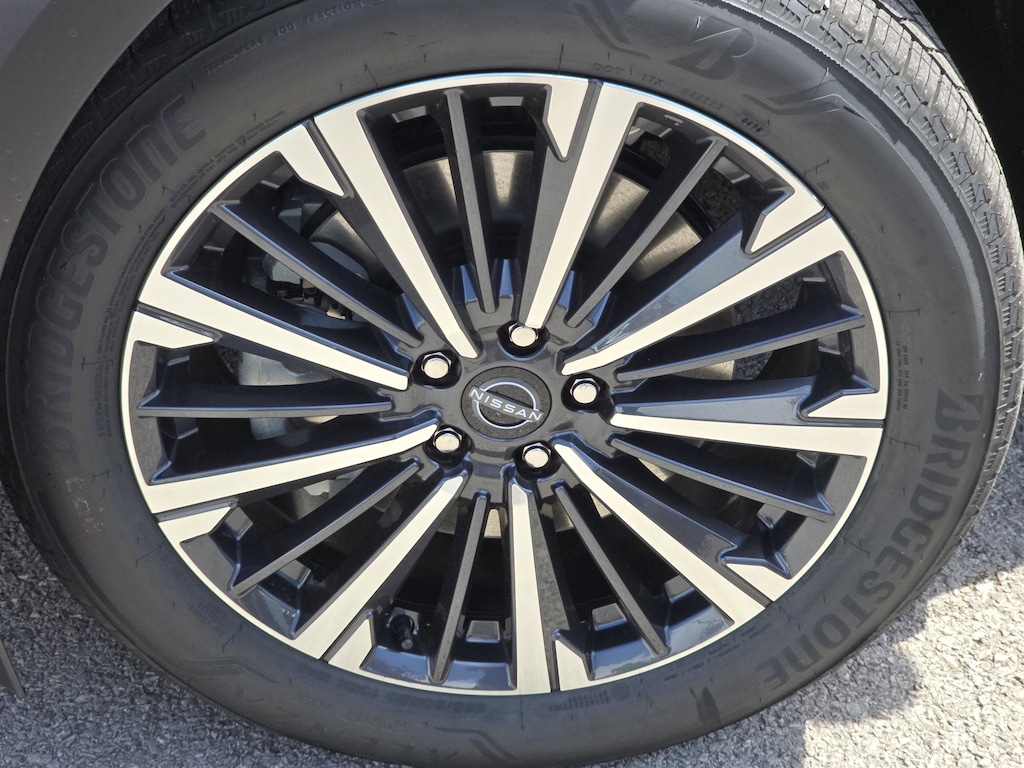 New 2026 Nissan Pathfinder Platinum Sport Utility