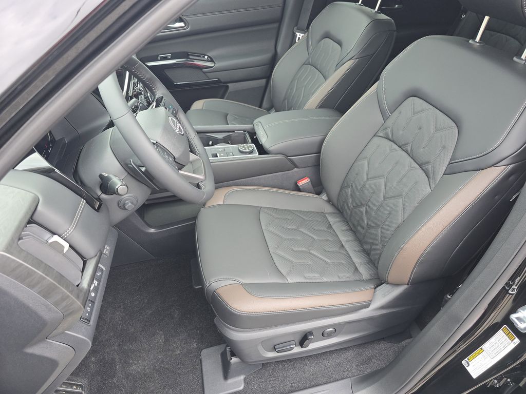 2026 Nissan Pathfinder Platinum - Photo 30