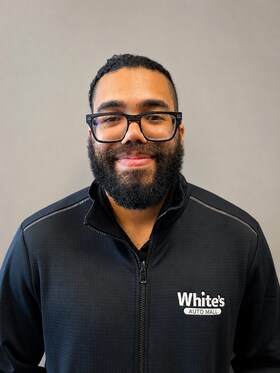 Staff member Vaunte Chambers from ID_2db3f6a701c1