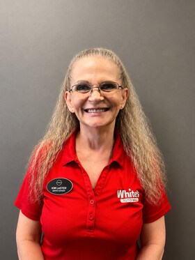 Staff member Kim Laster from ID_2db3f6a701c1