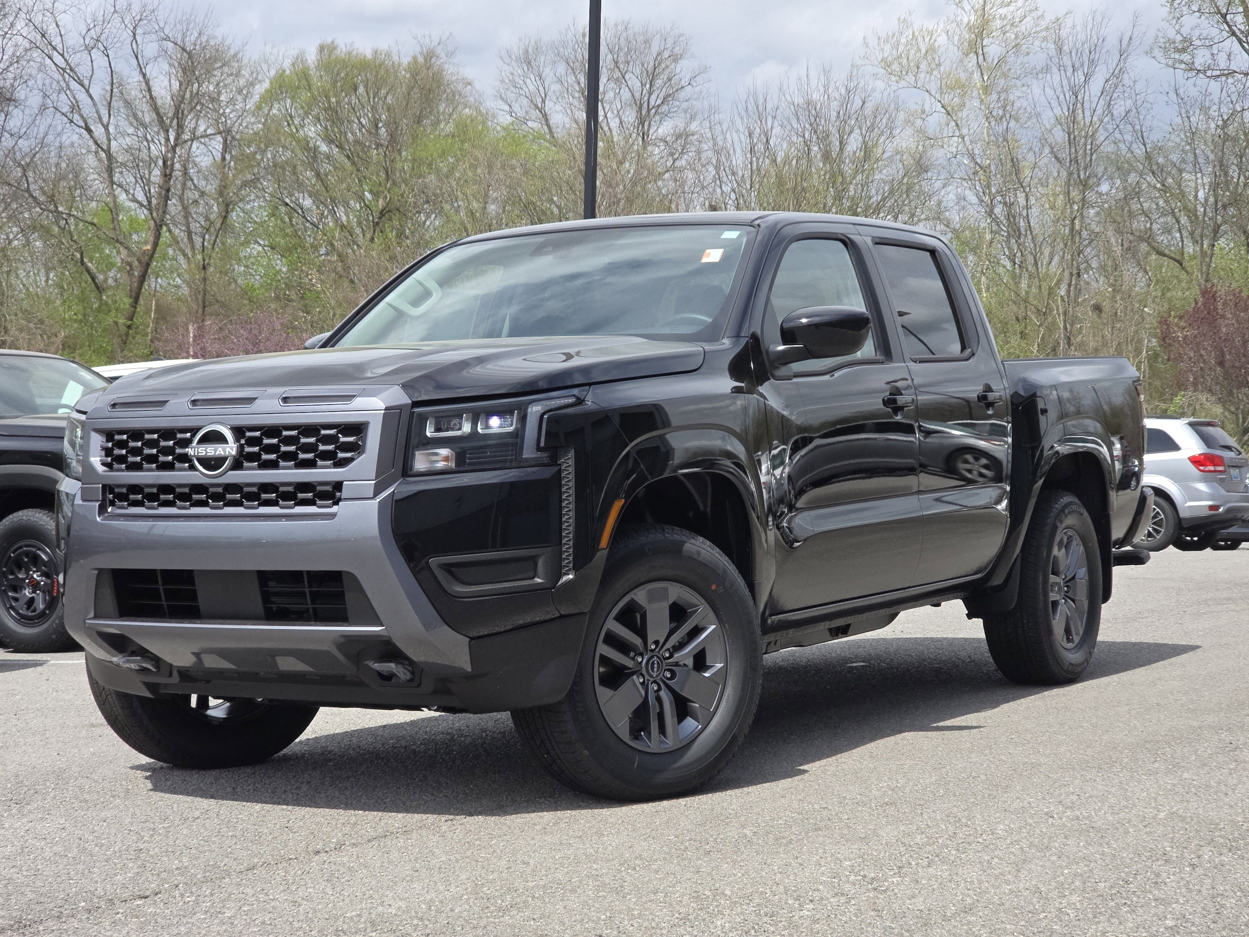 2026 Nissan Frontier SV Crew Cab 4X4 SWB's photo