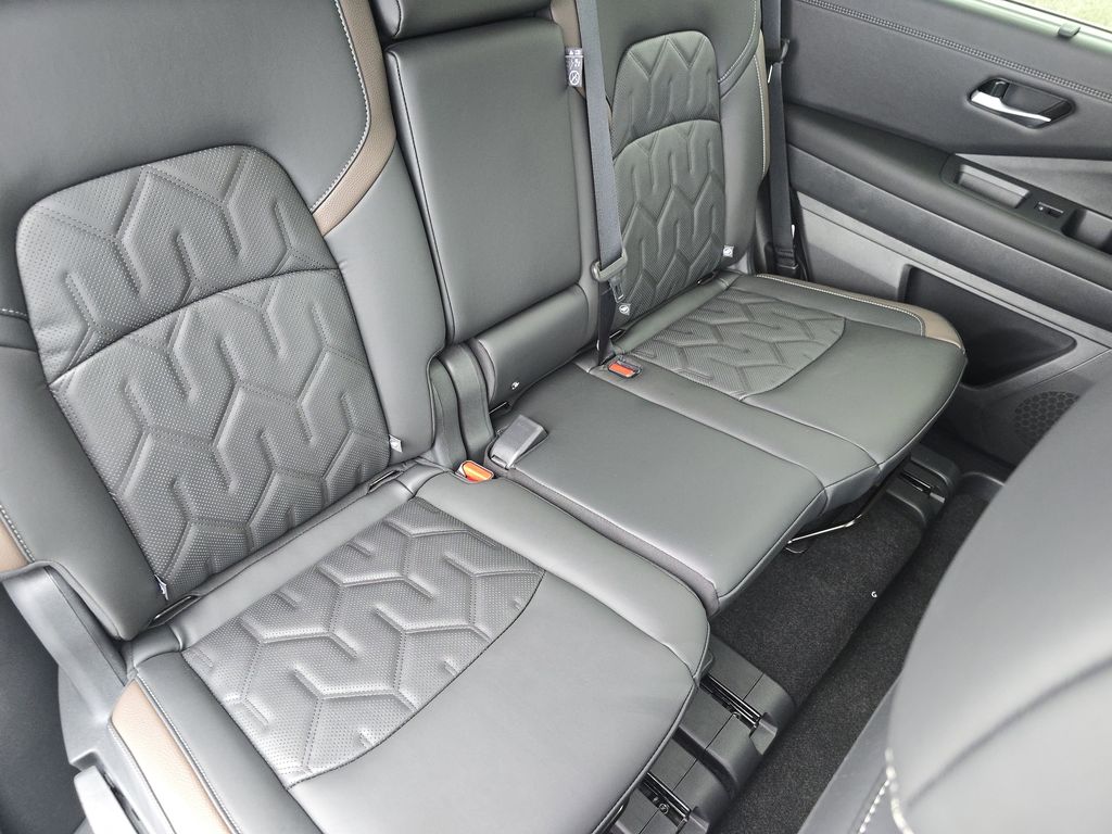 2026 Nissan Pathfinder Platinum - Photo 26